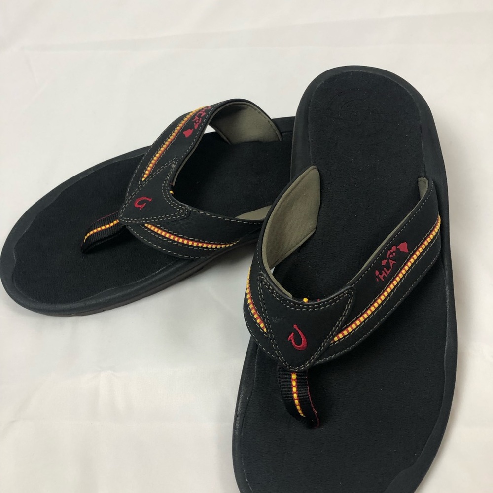 Men’s OLUKAI sandals  size US 13
